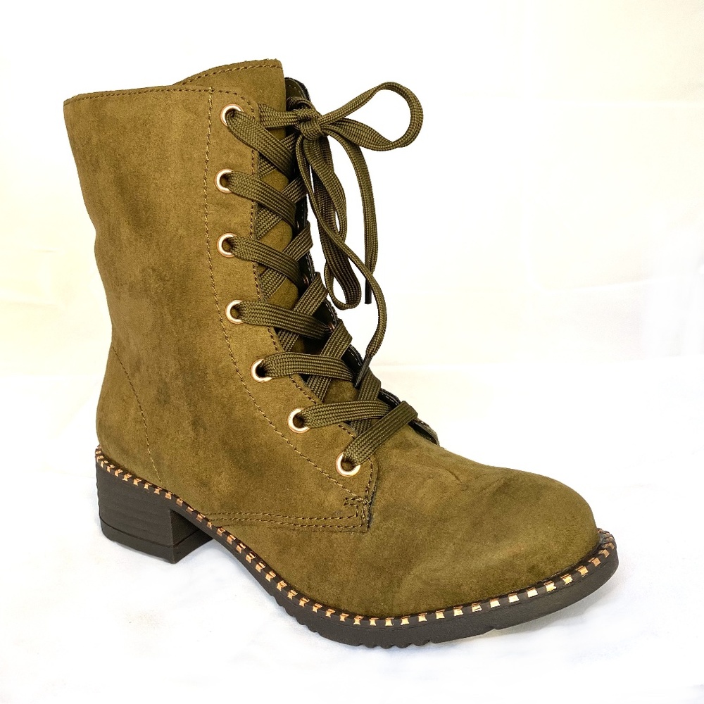 FAUX SUEDE/FUR LINED OLIVE GREEN COMBAT BOOT LACE UP/SIDE ZIP GOLD STUD ACCENTS